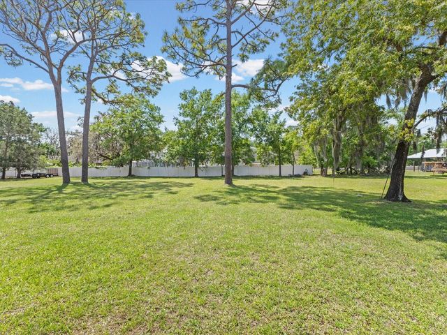 10700 LUSCOMBE COURT, New Port Richey, FL 34654
