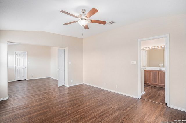 11154 Bold Forbes, San Antonio, TX 78245