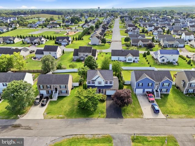382 BETTS WAY, Martinsburg, WV 25404