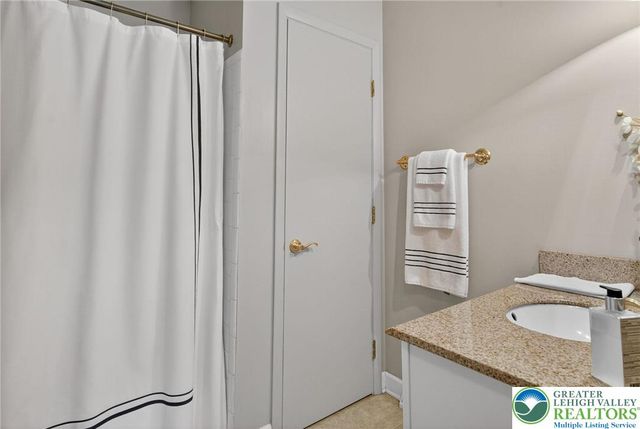 56 Hearthstone Drive, Exeter Twp, PA 19606