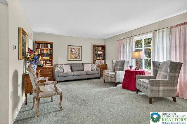 56 Hearthstone Drive, Exeter Twp, PA 19606