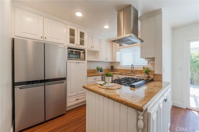 1724 Van Horne Lane, Redondo Beach, CA 90278