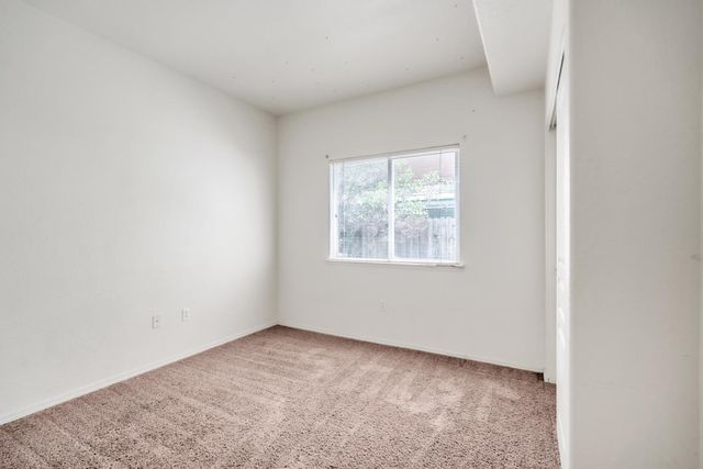 8859 Shasta Lily Dr, Elk Grove, CA 95624