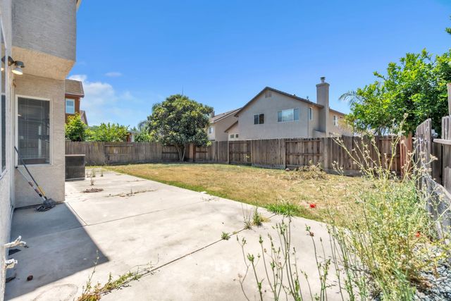 8859 Shasta Lily Dr, Elk Grove, CA 95624
