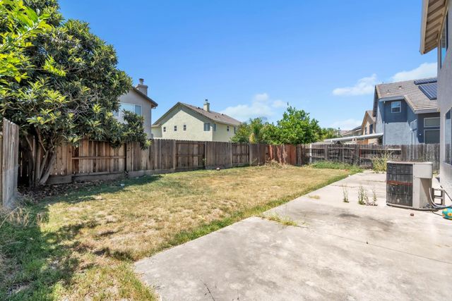 8859 Shasta Lily Dr, Elk Grove, CA 95624