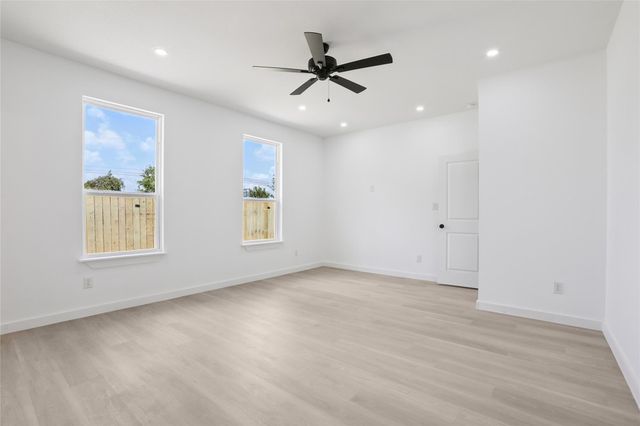 107 Brushwood ST, Bastrop, TX 78602