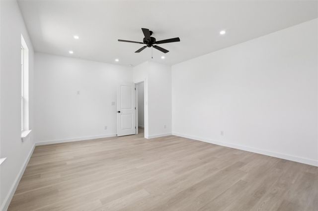 107 Brushwood ST, Bastrop, TX 78602