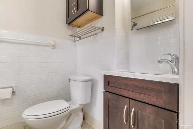 1515 E Lakeview Ave D, Pensacola, FL 32503