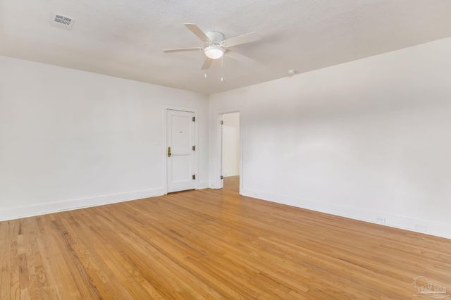 1515 E Lakeview Ave D, Pensacola, FL 32503