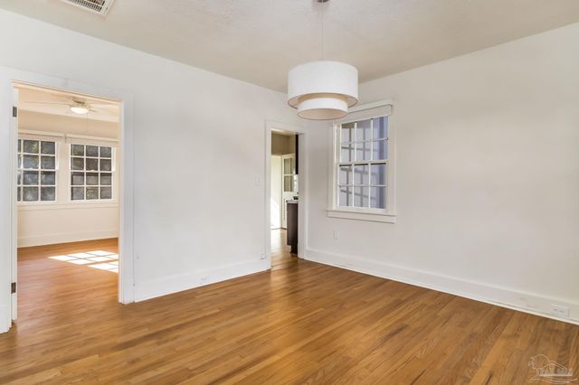 1515 E Lakeview Ave D, Pensacola, FL 32503