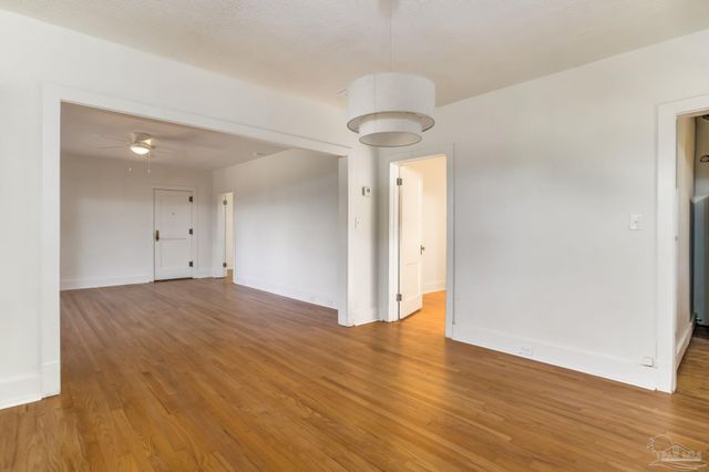 1515 E Lakeview Ave D, Pensacola, FL 32503