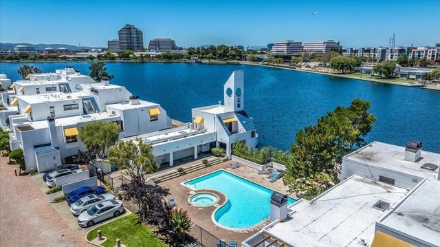 945 Lido Lane, Foster City, CA 94404