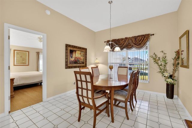 21618 QUEEN ELIZABETH COURT, Leesburg, FL 34748