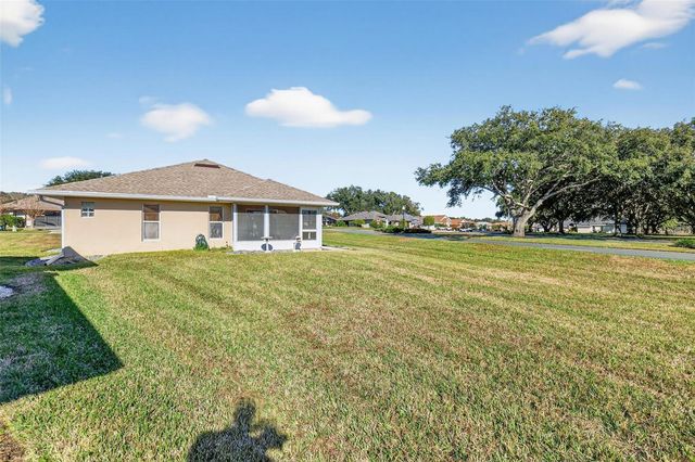 21618 QUEEN ELIZABETH COURT, Leesburg, FL 34748