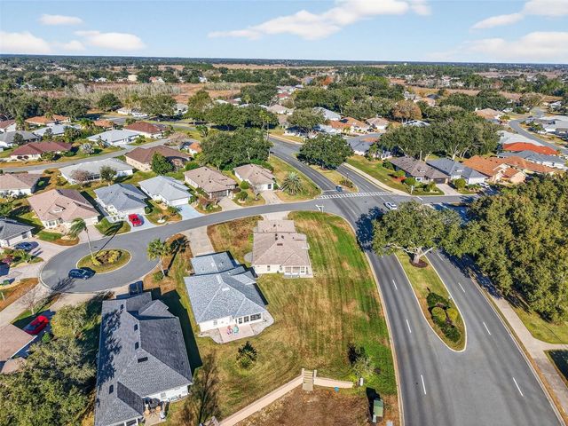 21618 QUEEN ELIZABETH COURT, Leesburg, FL 34748