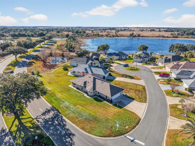 21618 QUEEN ELIZABETH COURT, Leesburg, FL 34748