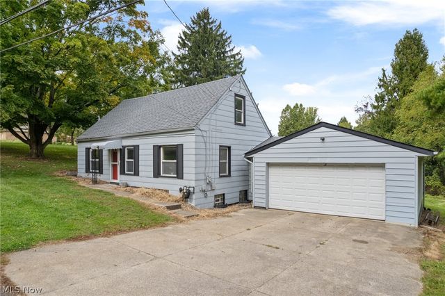 3119 Vanderhoof Road, Clinton, OH 44216
