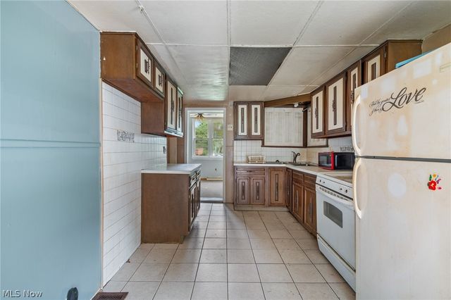 3119 Vanderhoof Road, Clinton, OH 44216