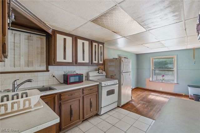 3119 Vanderhoof Road, Clinton, OH 44216