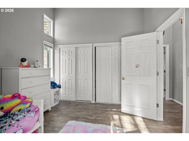 1135 LAKEWOOD Dr Sw, Albany, OR 97321