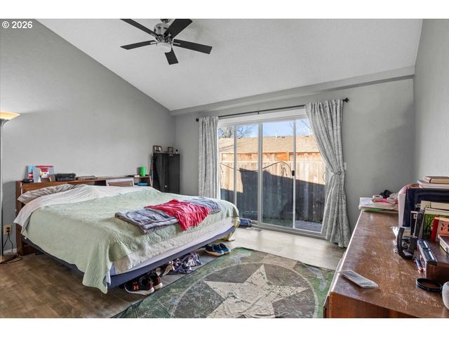 1135 LAKEWOOD Dr Sw, Albany, OR 97321