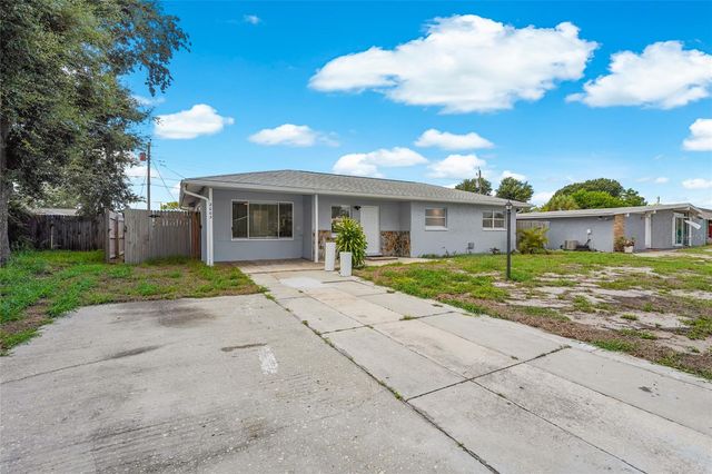 2003 PRINCETON AVENUE, Bradenton, FL 34207