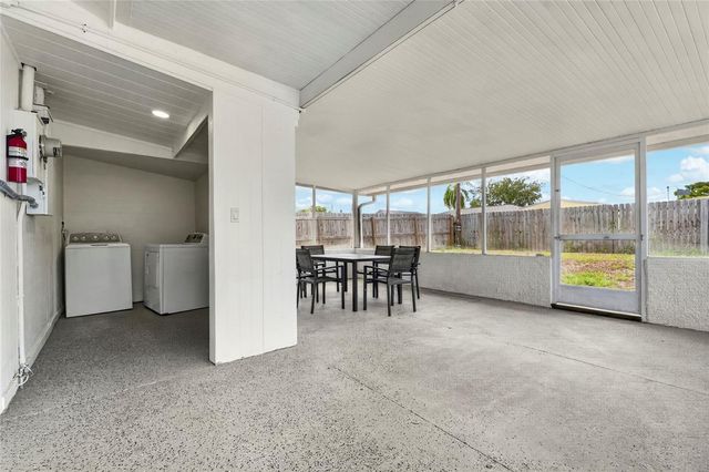 2003 PRINCETON AVENUE, Bradenton, FL 34207