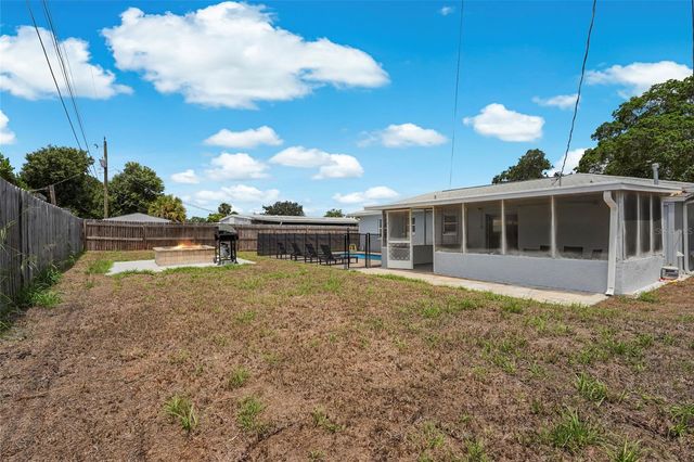 2003 PRINCETON AVENUE, Bradenton, FL 34207