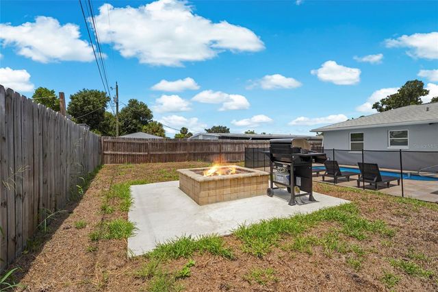 2003 PRINCETON AVENUE, Bradenton, FL 34207