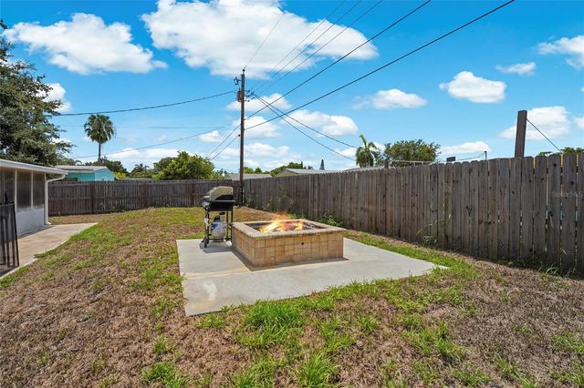 2003 PRINCETON AVENUE, Bradenton, FL 34207