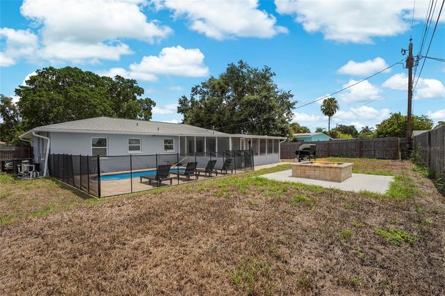 2003 PRINCETON AVENUE, Bradenton, FL 34207