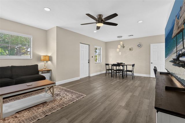 2003 PRINCETON AVENUE, Bradenton, FL 34207