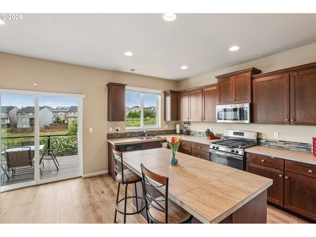 17089 Nw TRISTAN St, Portland, OR 97229