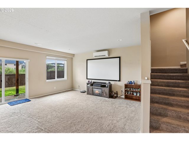 17089 Nw TRISTAN St, Portland, OR 97229