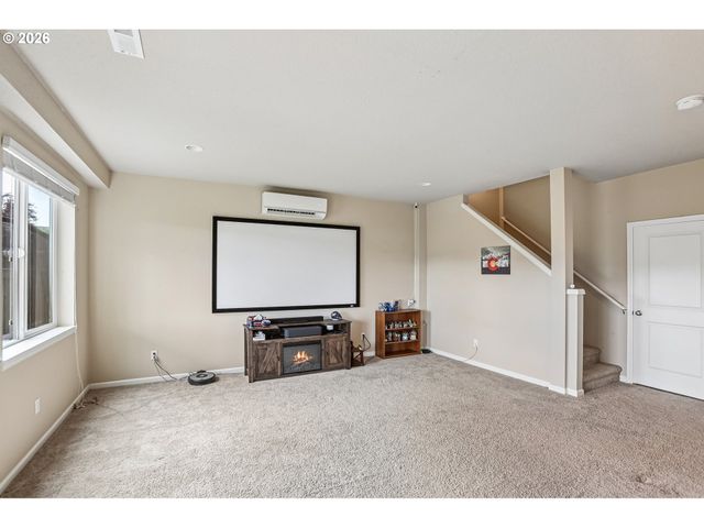 17089 Nw TRISTAN St, Portland, OR 97229