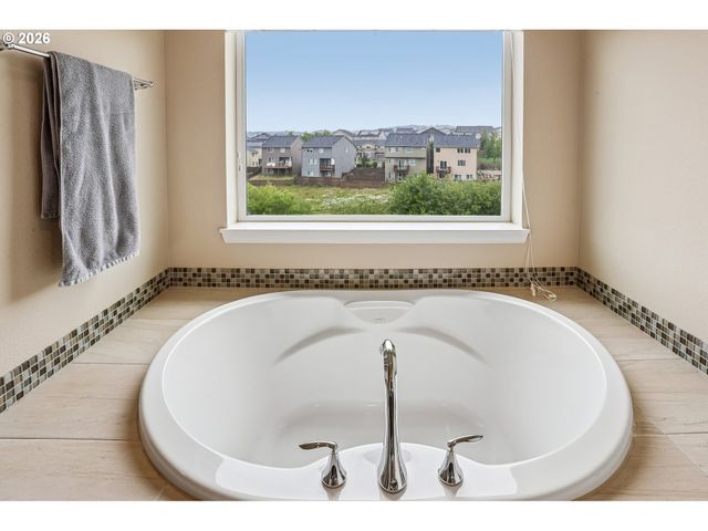 17089 Nw TRISTAN St, Portland, OR 97229