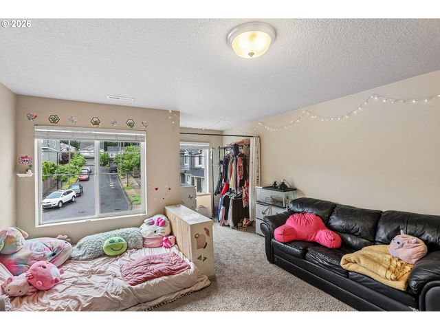 17089 Nw TRISTAN St, Portland, OR 97229