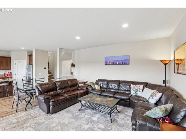 17089 Nw TRISTAN St, Portland, OR 97229