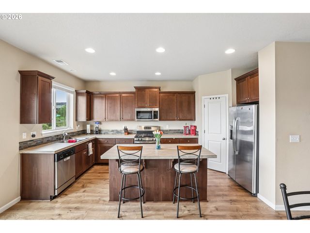 17089 Nw TRISTAN St, Portland, OR 97229