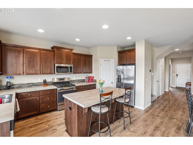 17089 Nw TRISTAN St, Portland, OR 97229