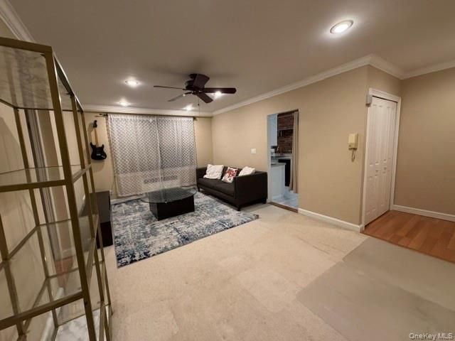 14-16 Stoner Avenue 2D, Great Neck, NY 11021