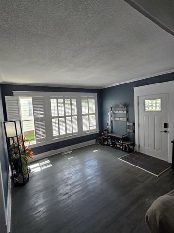210 SW D Street, Ardmore, OK 73401