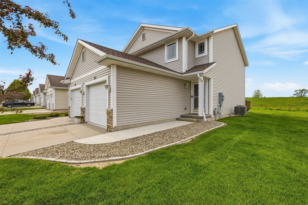 575 Bent Creek Drive, Marion, IA 52302