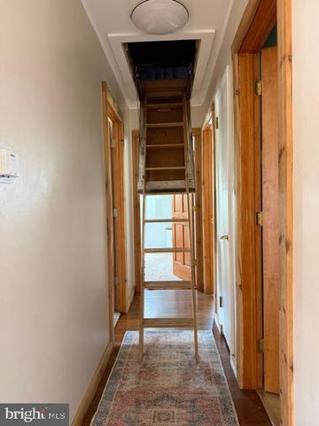 16 BELLMORE RD, Camp Hill, PA 17011