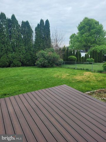 16 BELLMORE RD, Camp Hill, PA 17011