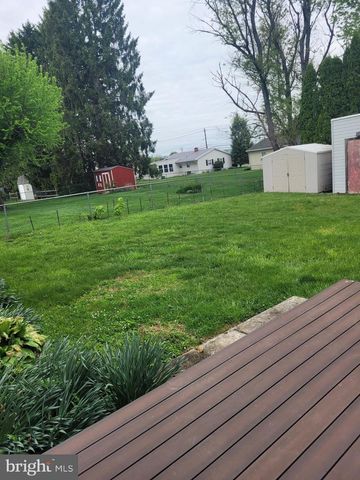 16 BELLMORE RD, Camp Hill, PA 17011
