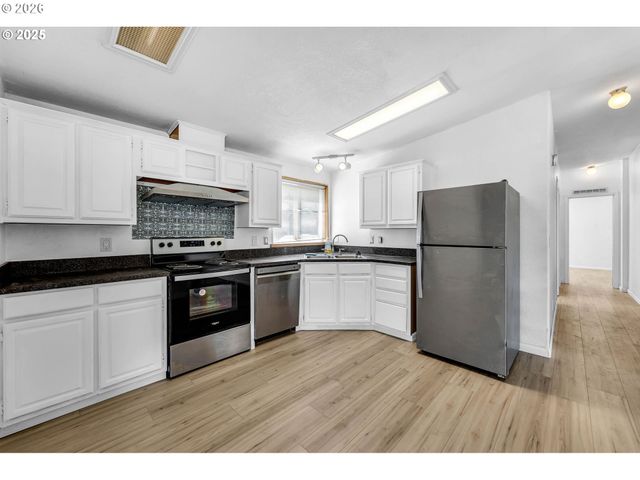 241 FOSTER CREEK Rd, Toledo, WA 98591