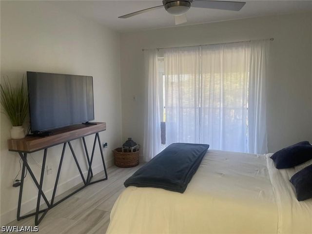 788 Park Shore DR H36, Naples, FL 34103