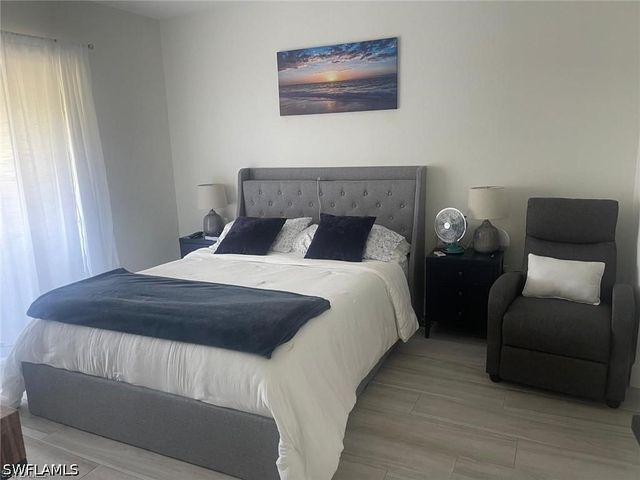 788 Park Shore DR H36, Naples, FL 34103