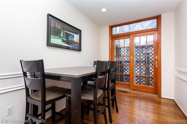 580 Elkinford Drive, White Lake, MI 48383